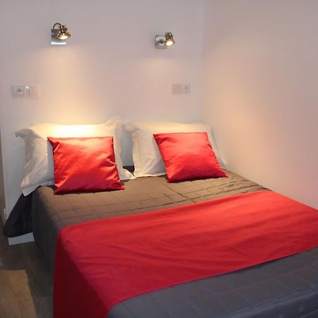 Le Kleber Hotel Montreuil  Luaran gambar